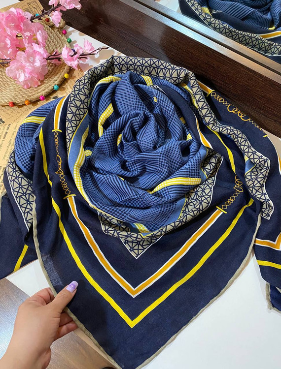 حاشیه سورمه ای